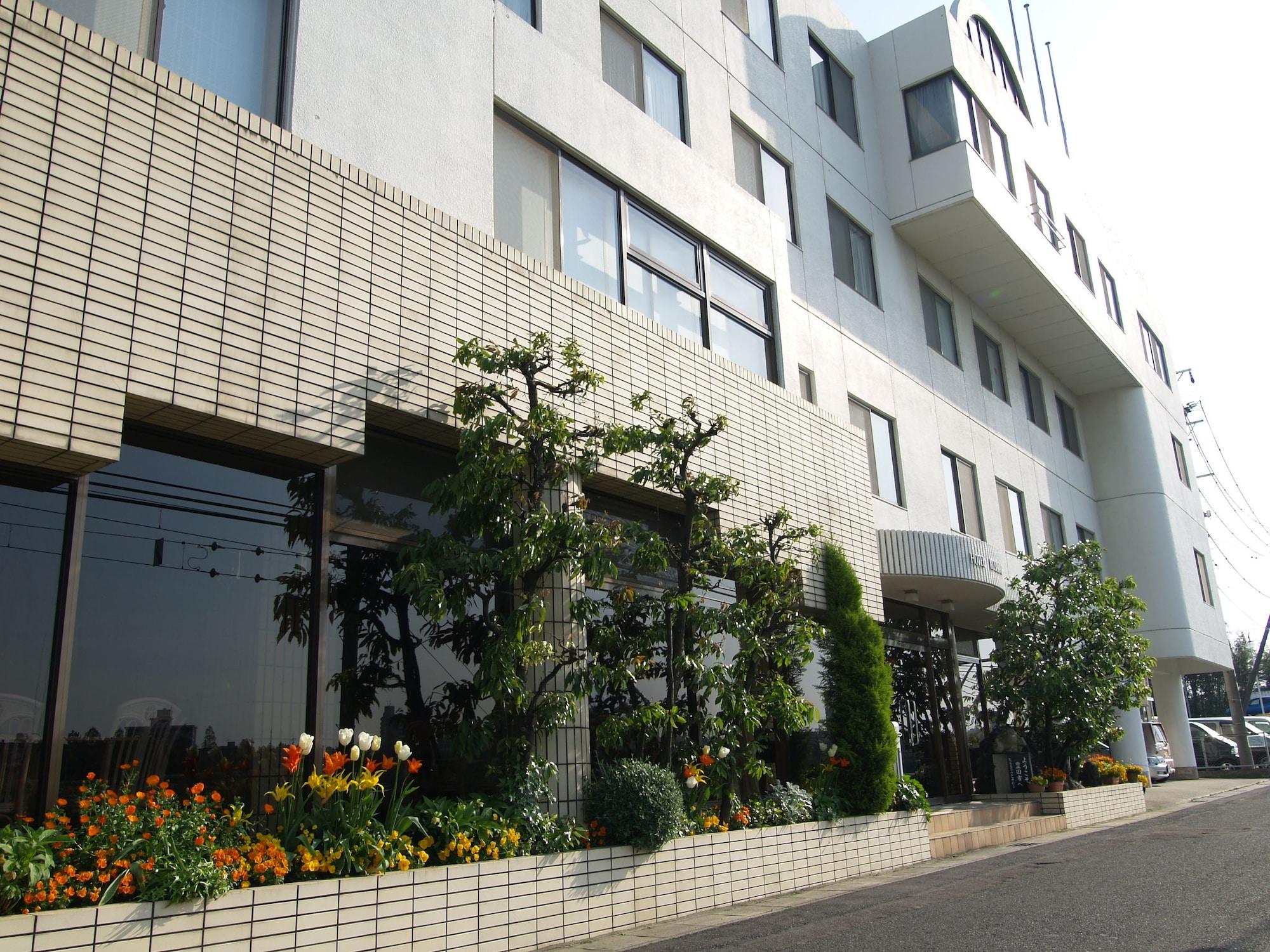 Business Hotel Kosanagi Toyota  Exterior photo